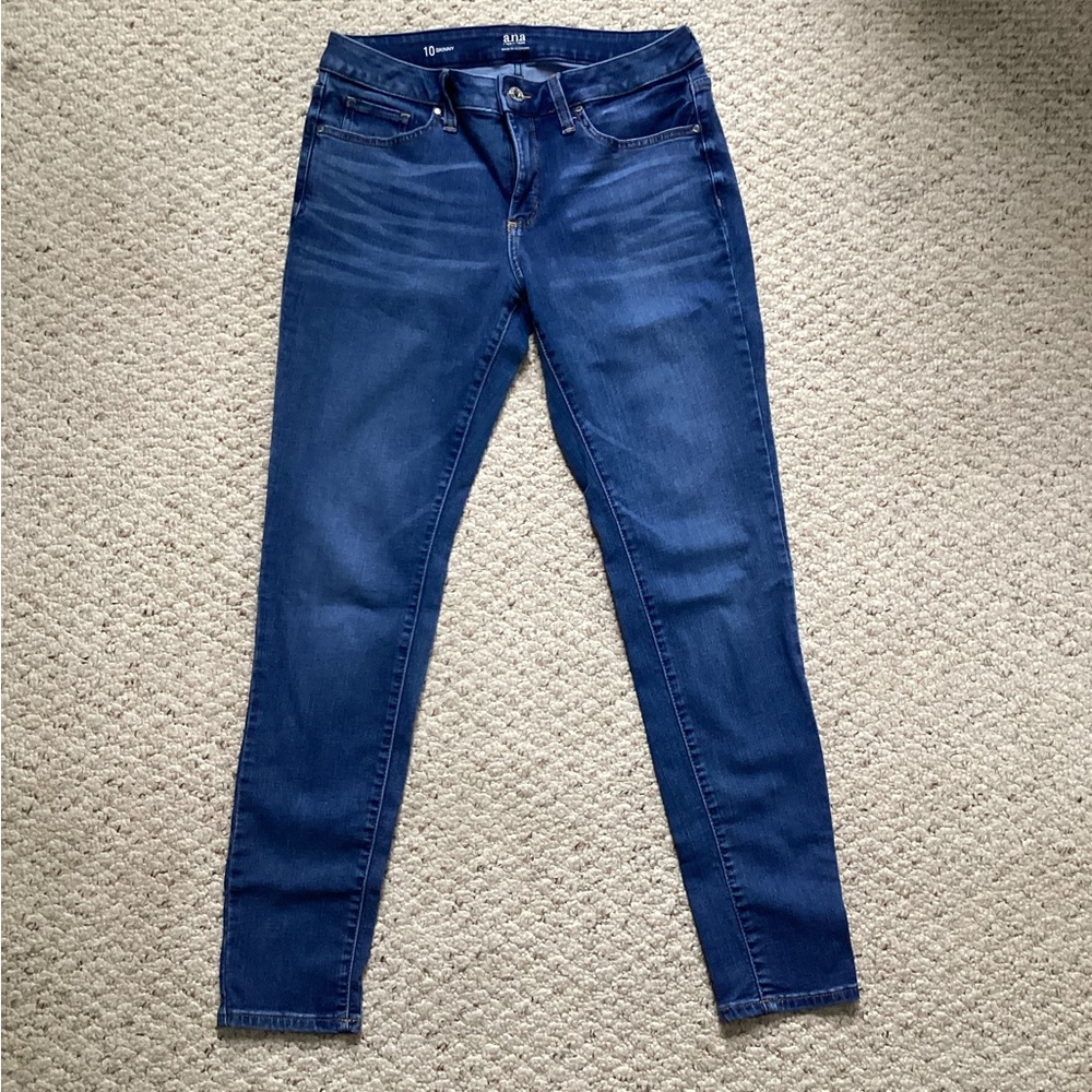 a.n.a. Skinny Jeans
